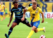 开云体育官方网站-体育赛事中足球选手的竞技激情