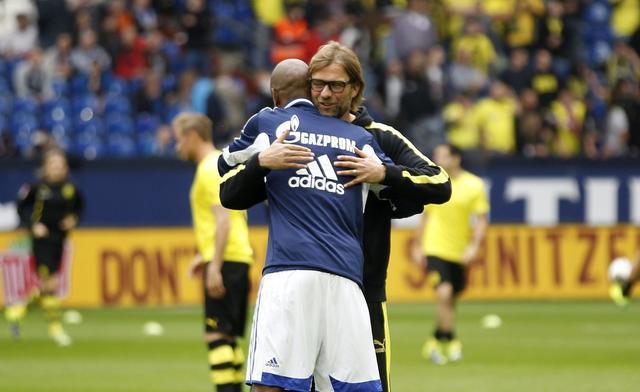 关于沙尔克与法兰克福交手,谁能取得胜利?的信息 关于沙尔克与法兰克福交手,谁能取得胜利?的信息