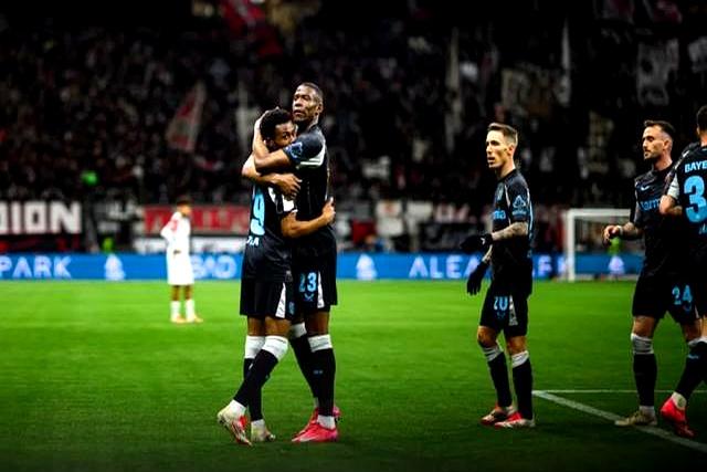 法兰克福客场战平，保持精彩的不败纪录