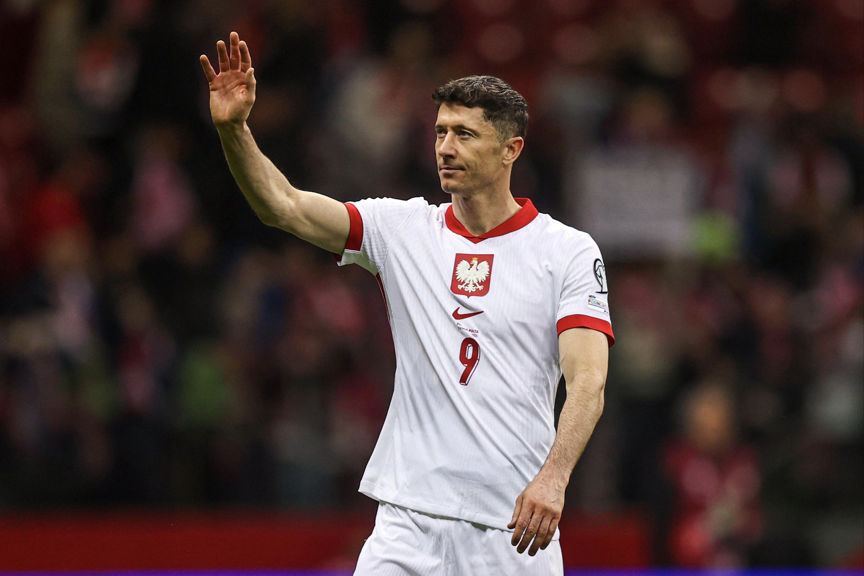 包含波兰队主场失分,排名有所下滑的词条 包含波兰队主场失分,排名有所下滑的词条