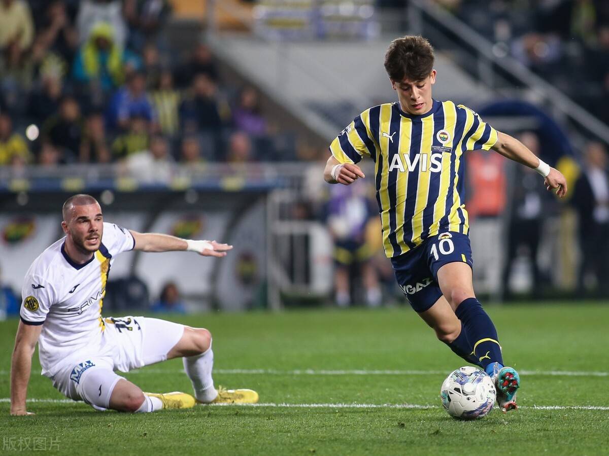 包含里昂主场-击败南特,继续领跑积分榜的词条 包含里昂主场-击败南特,继续领跑积分榜的词条