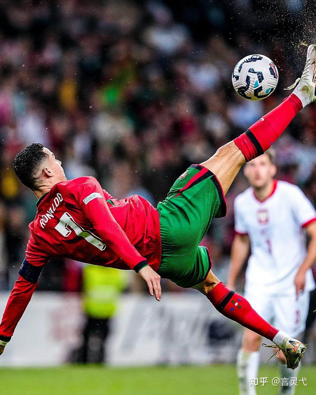 足球赛事的精彩细节让人津津乐道,乐在其中的简单介绍 足球赛事的精彩细节让人津津乐道,乐在其中的简单介绍