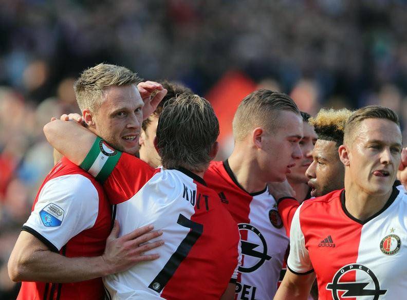 包含阿尔克马尔负于对手,晋级情况堪忧的词条 包含阿尔克马尔负于对手,晋级情况堪忧的词条