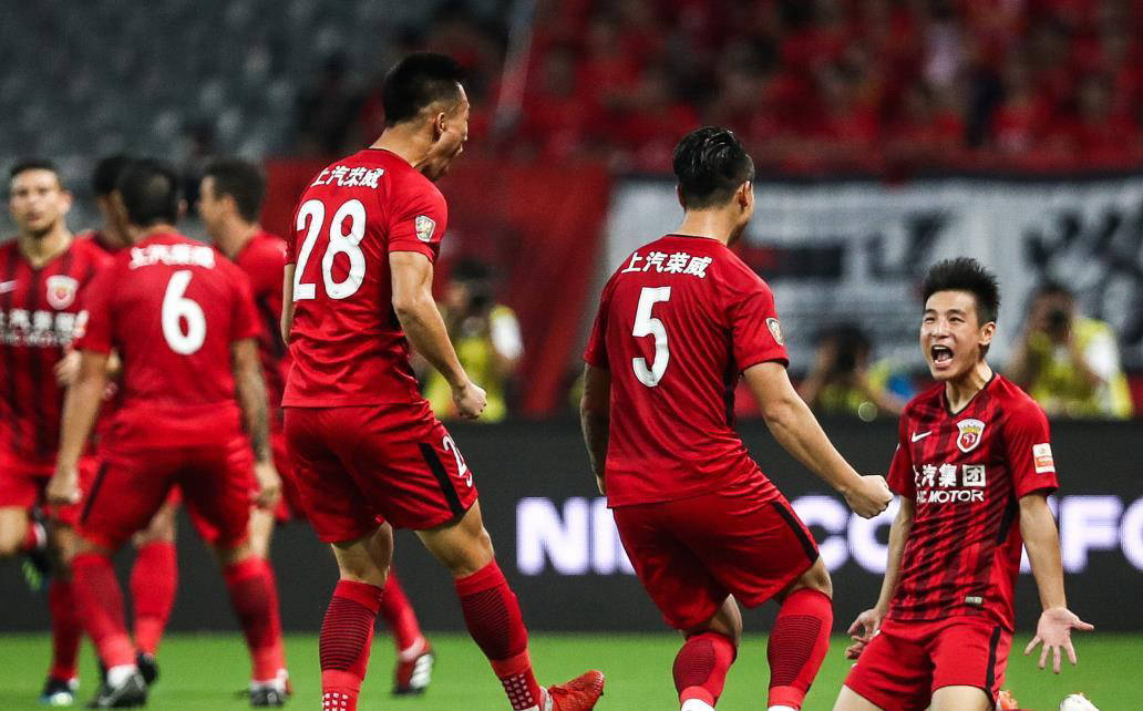 上港核心受伤下场，球队战力将受影响的简单介绍