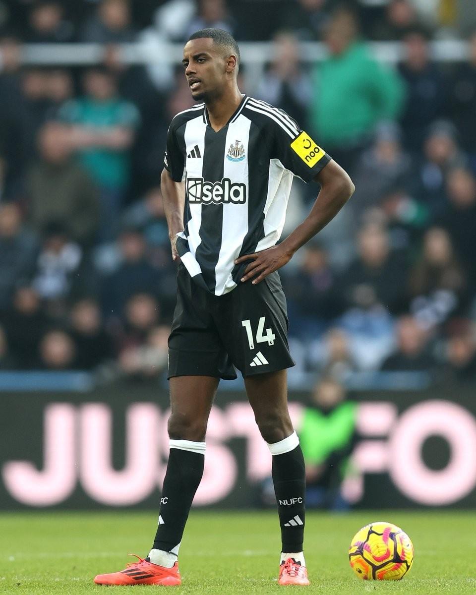 关于纽卡客场失利遭大胜,新赛季开局失利的信息 关于纽卡客场失利遭大胜,新赛季开局失利的信息