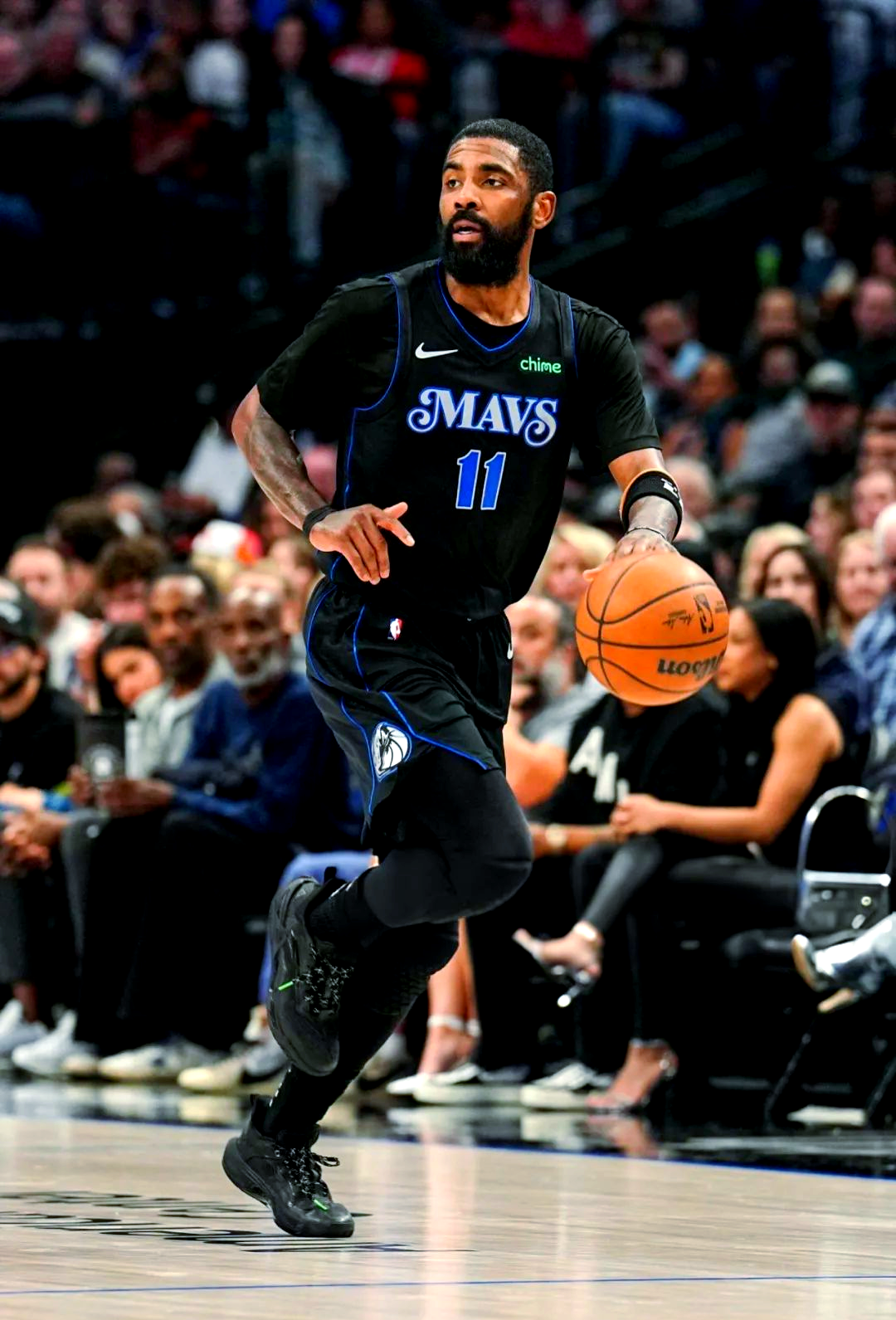 马刺强势塞尔维亚男篮,欧文绝境逆转的简单介绍 马刺强势塞尔维亚男篮,欧文绝境逆转的简单介绍