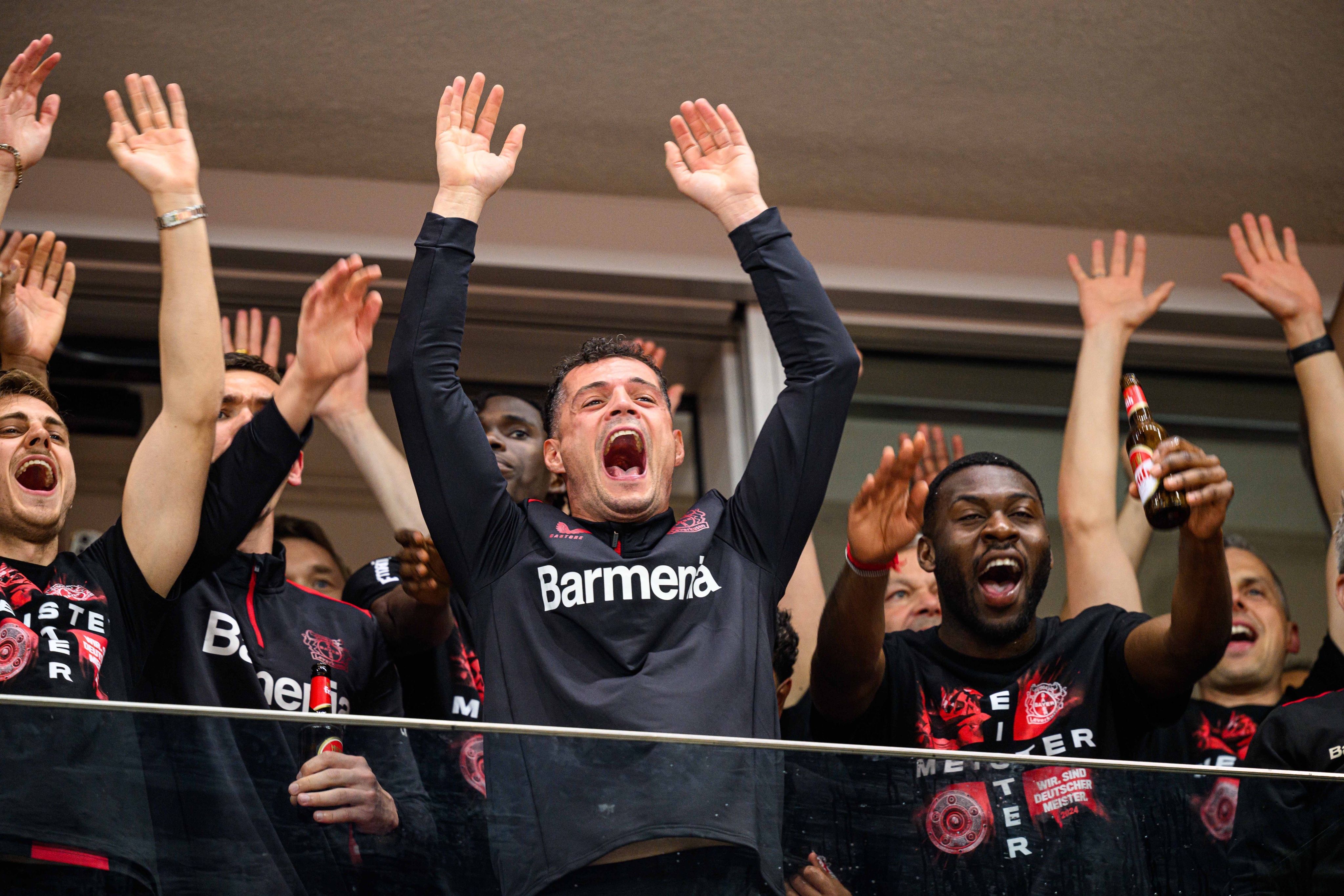 英格兰逆转勒沃库森，门迪点燃赛场