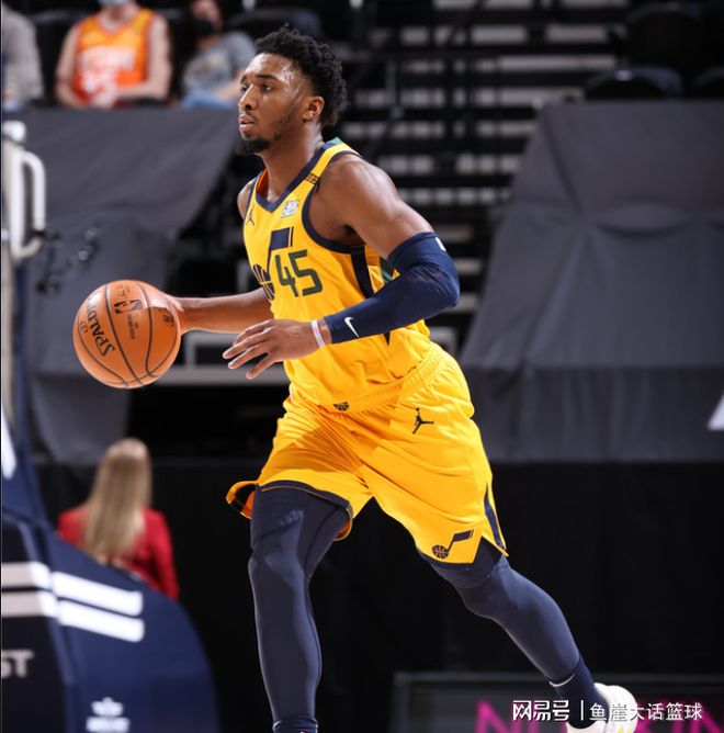 深圳队力克辽宁队，戈贝尔状态火热